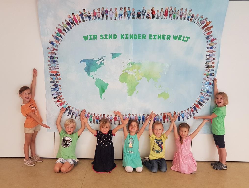 Die Welt in kleinen Händen – Globales Lernen in Kindergärten und Schulen